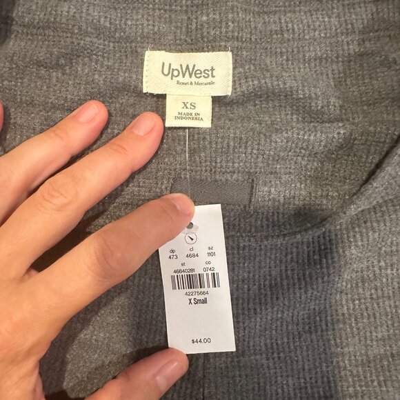 NWT UpWest Cropped Top Size XS - Picture 3 of 4